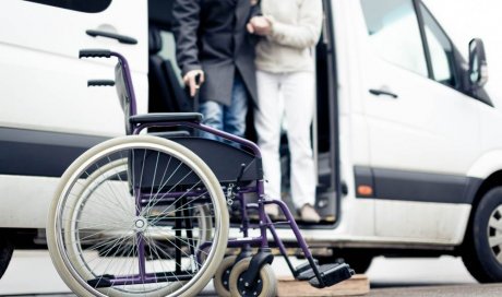 Transport dans un véhicule aménagé pour les personnes handicapées - Ambulances PYRENE à Banyuls-sur-Mer